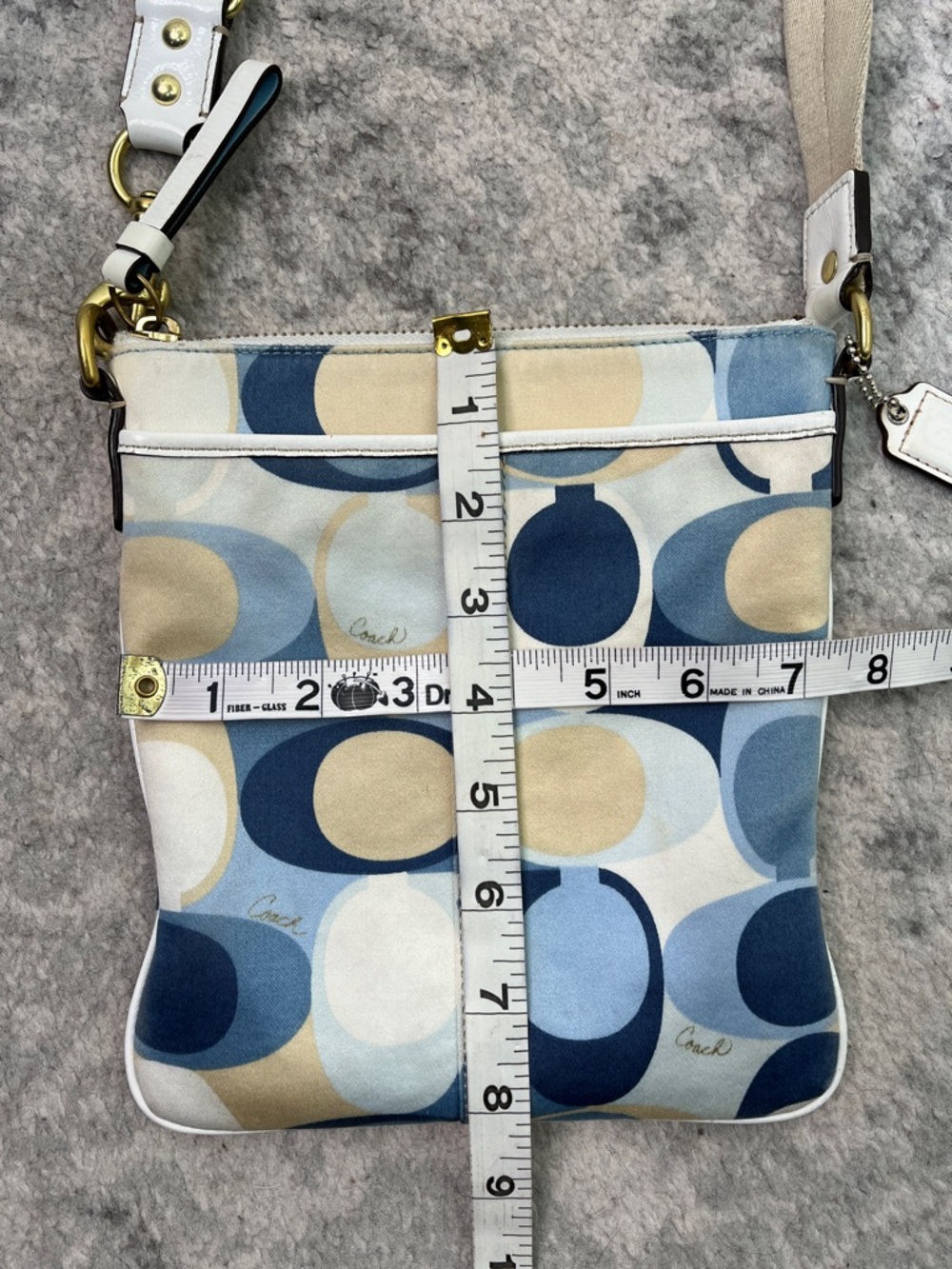 COACH Poppy Op Art Crossbody Swingpack Bag blue cream geometric pattern - Picture 13 of 16